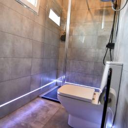 CZORSZTYNIANKA gondolas kruīzi pa Czorsztyńskie ezeru, naktsmītne DZIEDRUS Polija Pieniny Mountains