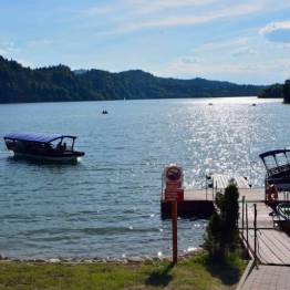 CZORSZTYNIANKA gondolas kruīzi pa Czorsztyńskie ezeru, naktsmītne DZIEDRUS Polija Pieniny Mountains
